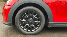 MINI Hatchback 1.5 Cooper Classic 3dr Petrol Hatchback